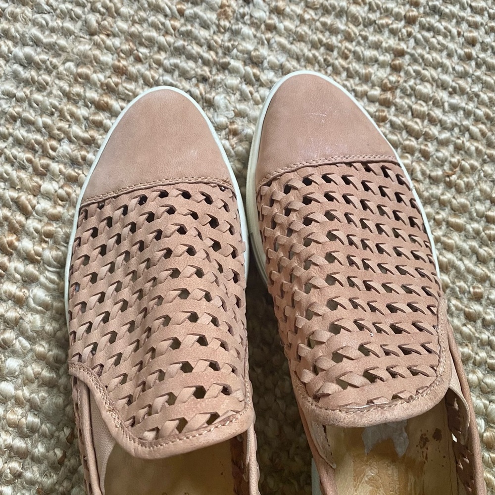 Seychelles latest nude leather slip on sneakers - Picture 5 of 9